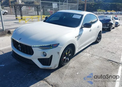 2020 Maserati Levante S Gransport z USA, uszkodzony, nr VIN ZN661YUSXLX355057